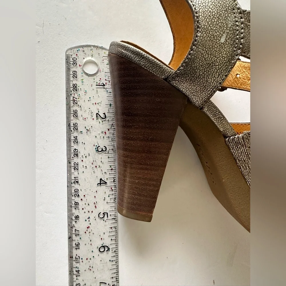 Michael Kors‎ Women's Silver Sandals
